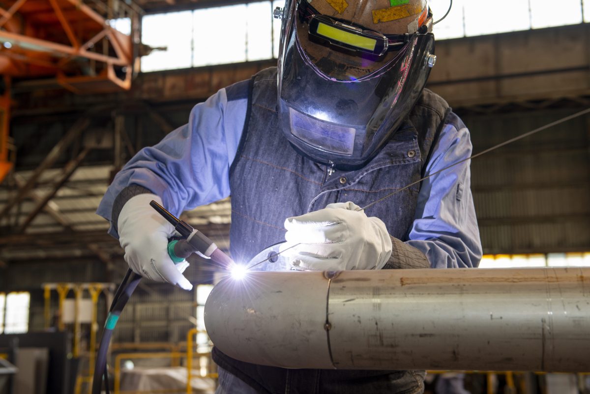 写真：40代社員（入社10年以上）